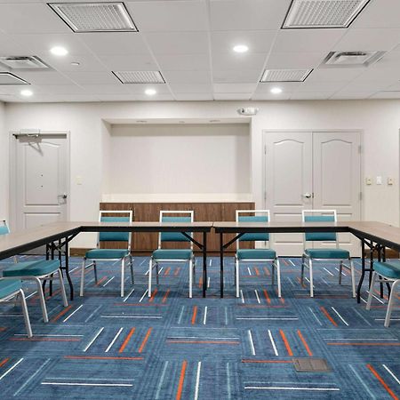 Hampton Inn Milford Buitenkant foto
