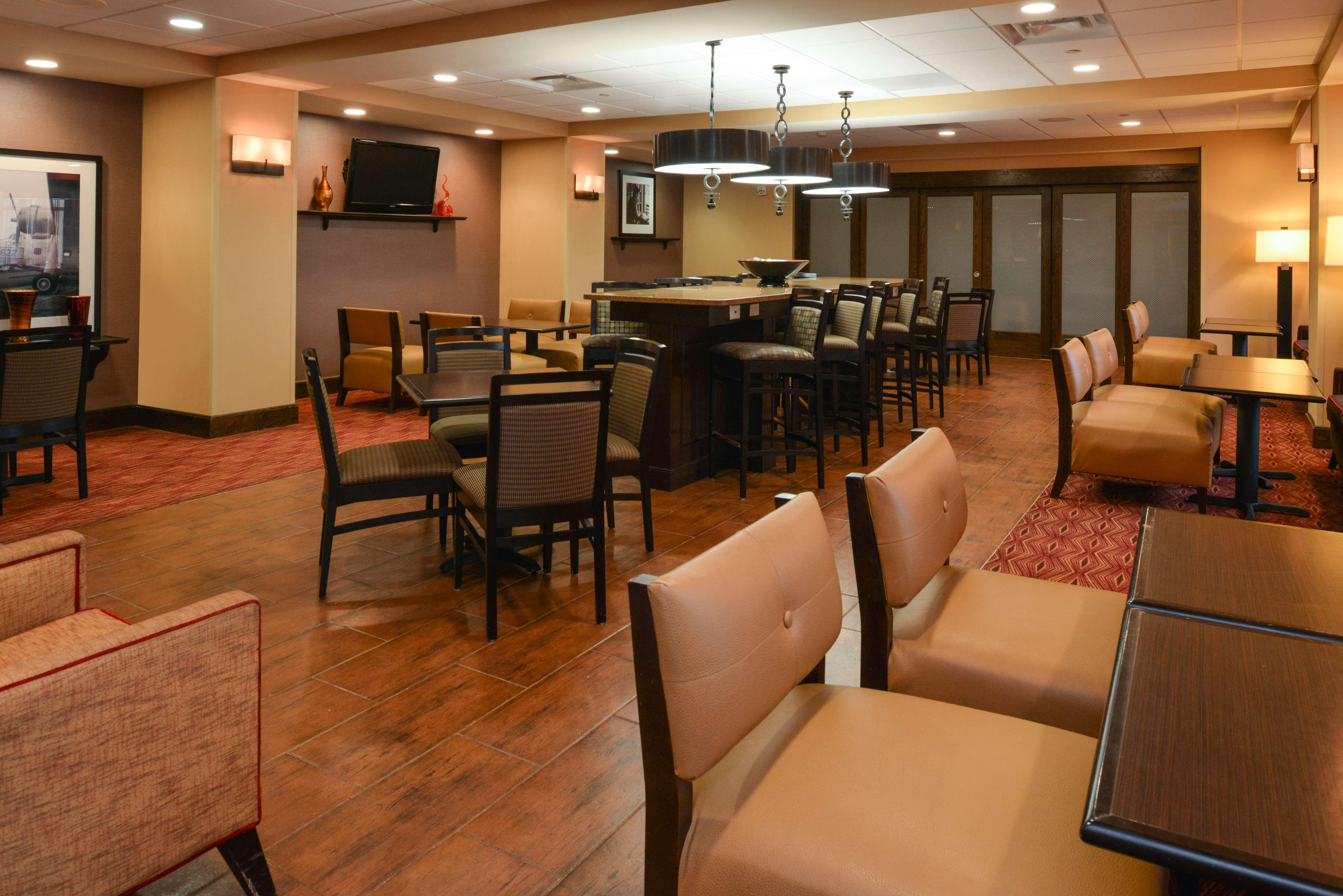Hampton Inn Milford Buitenkant foto