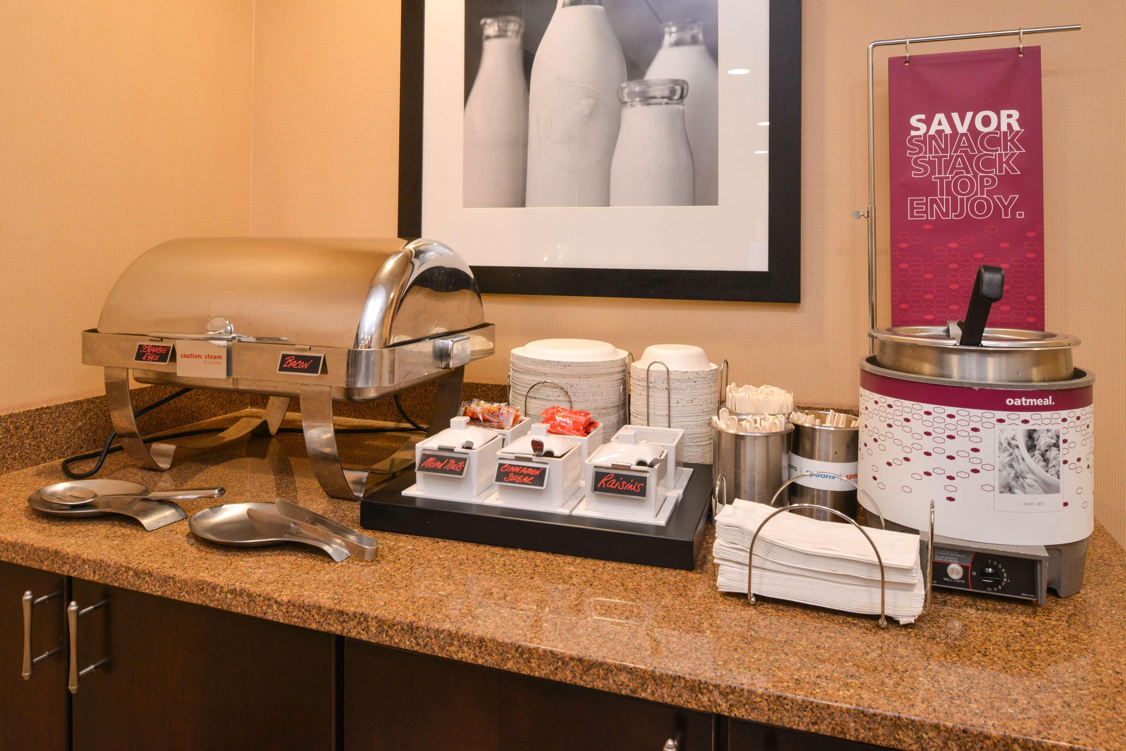 Hampton Inn Milford Buitenkant foto