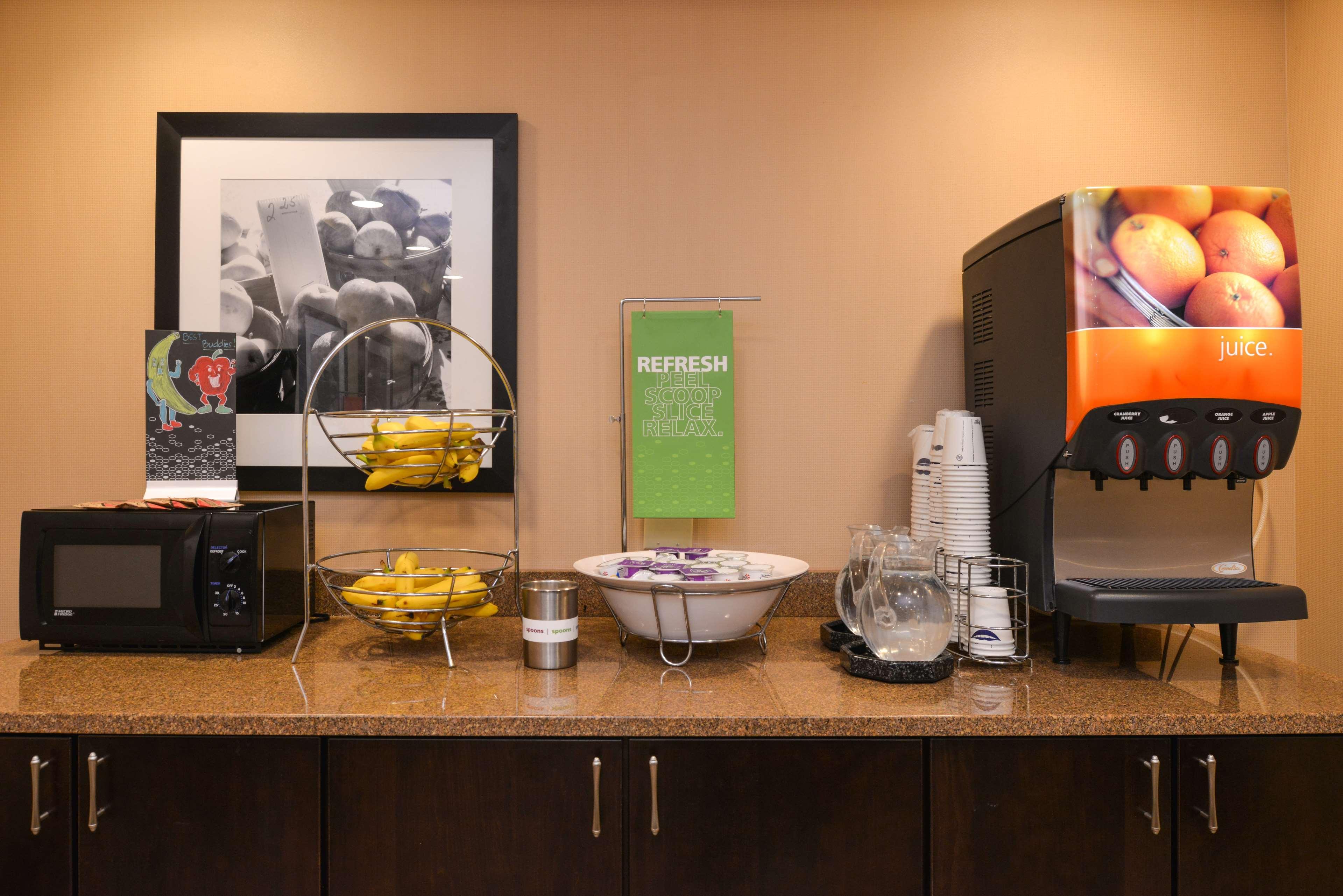 Hampton Inn Milford Buitenkant foto